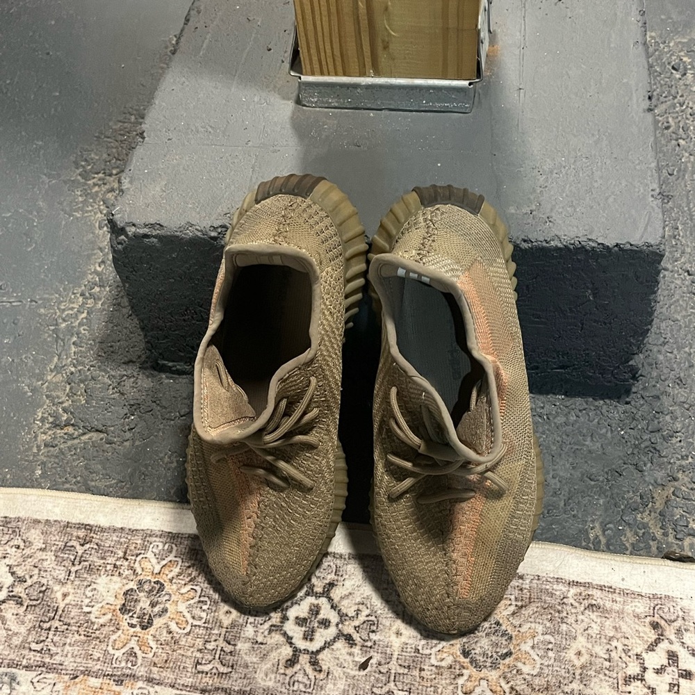 Yeezys size 10.5 mens